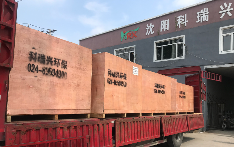 江蘇鹽城4臺全自動強排除渣油水分離設(shè)備